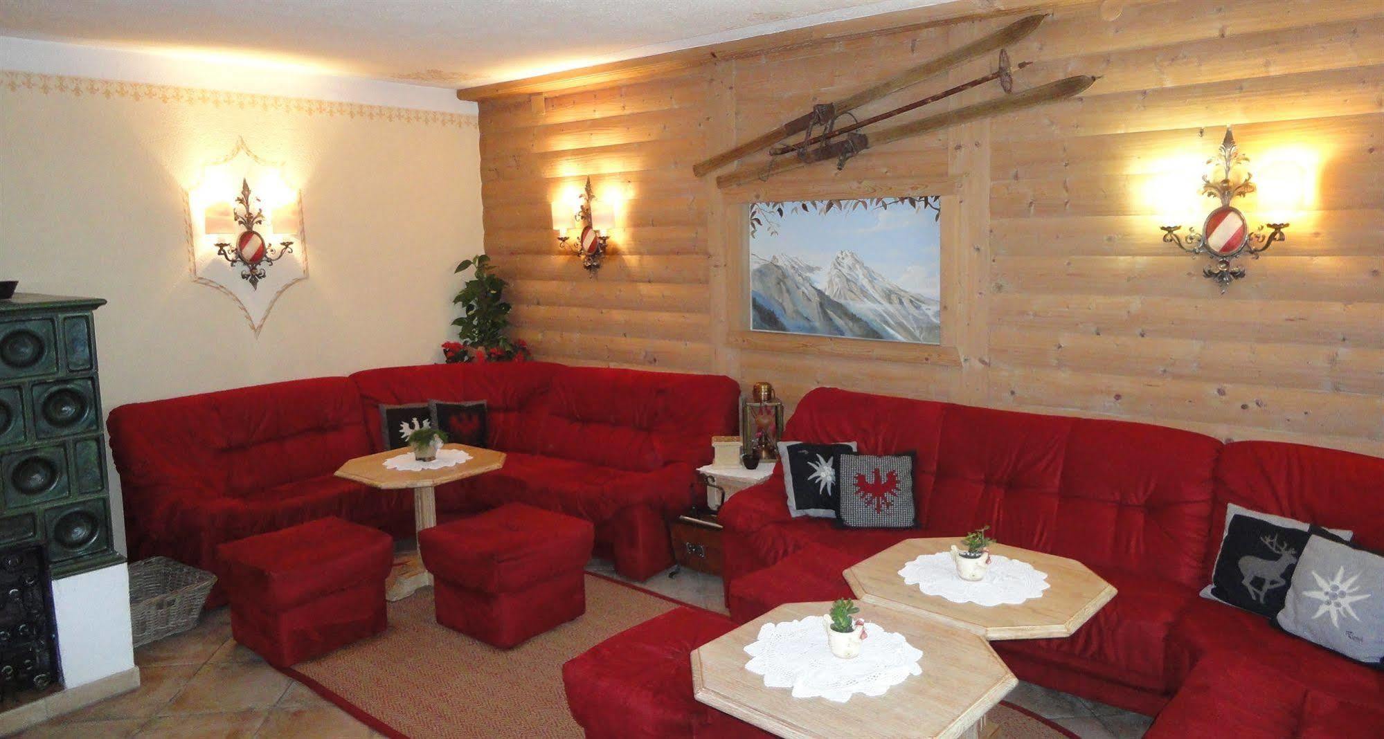 Hotel Pettneuerhof 3*