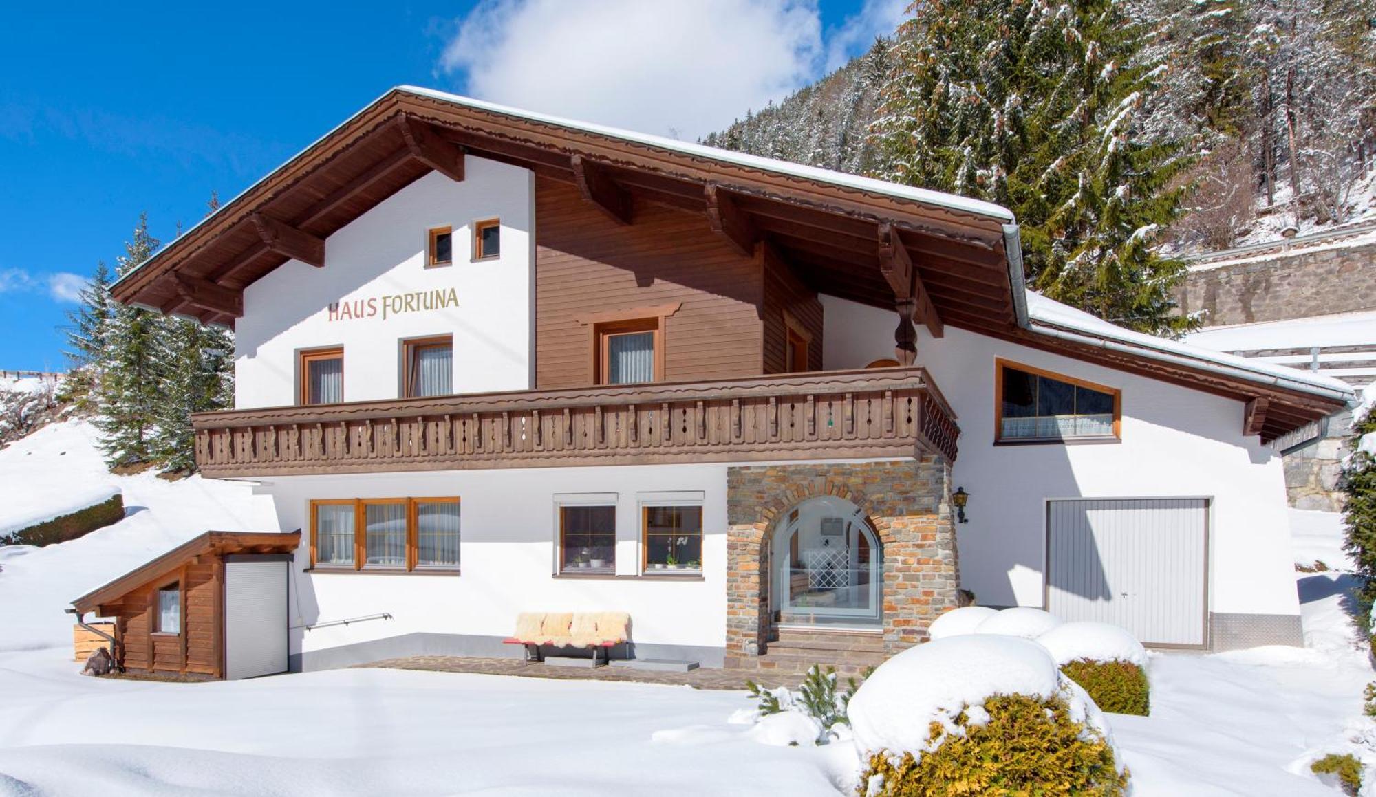 Pettneuerhof Hotel 3*